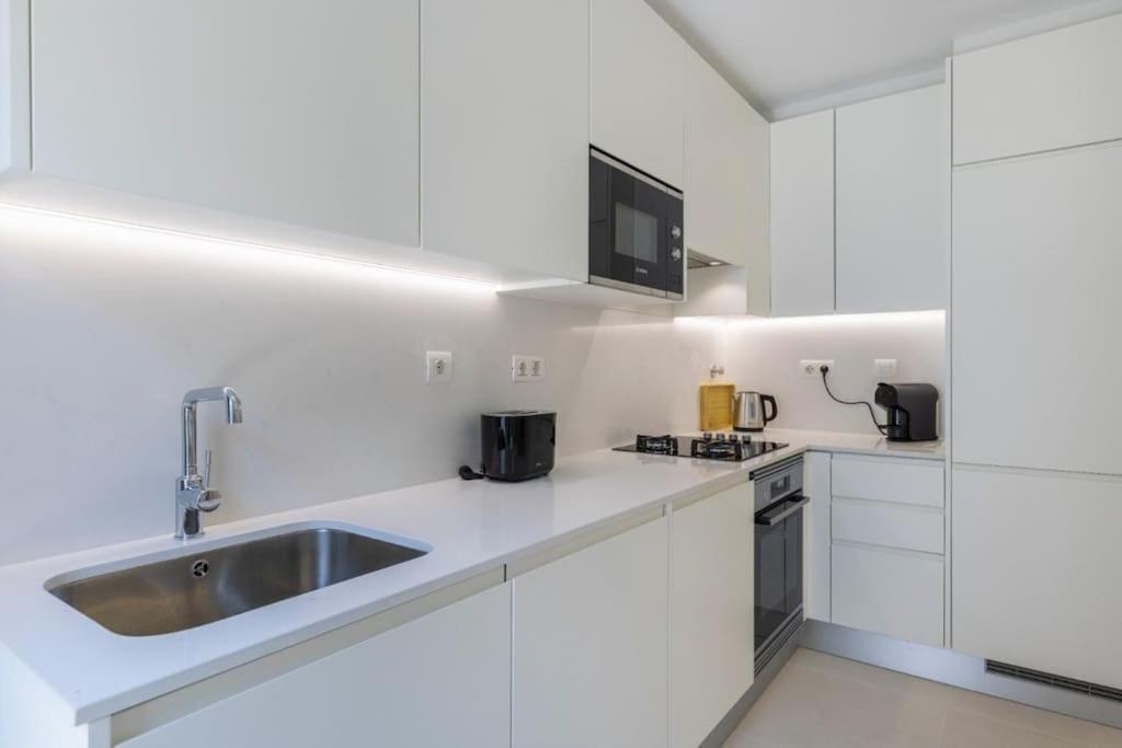 Campolide 2 Bedroom Delight By Innkeeper Appartement